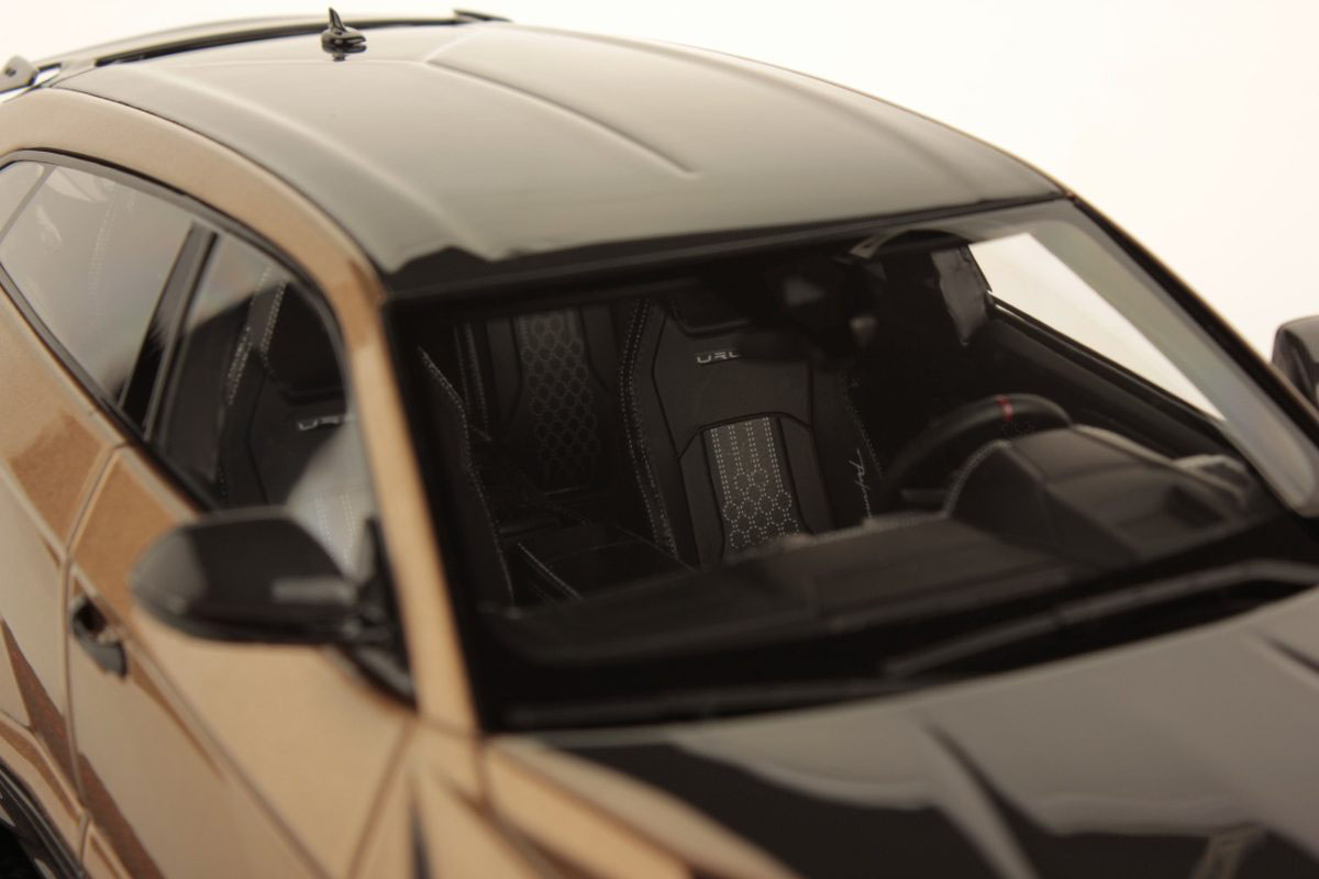 mr-collection-models-lamborghini-urus-performante-1-18-2 image 6