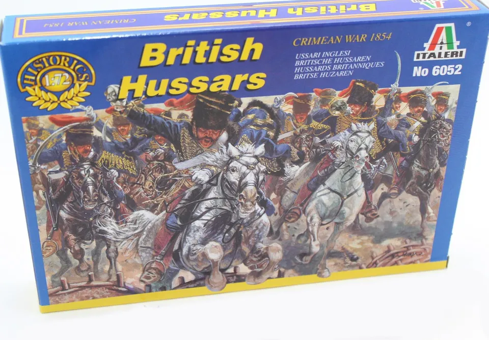 italeri-i6052-hussards-britanniques-maquette-figurines-1-72 image 1