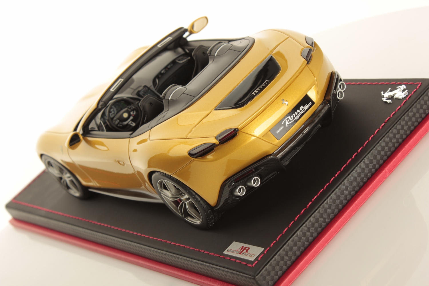 mr-collection-models-ferrari-roma-spider-1-18 image 4