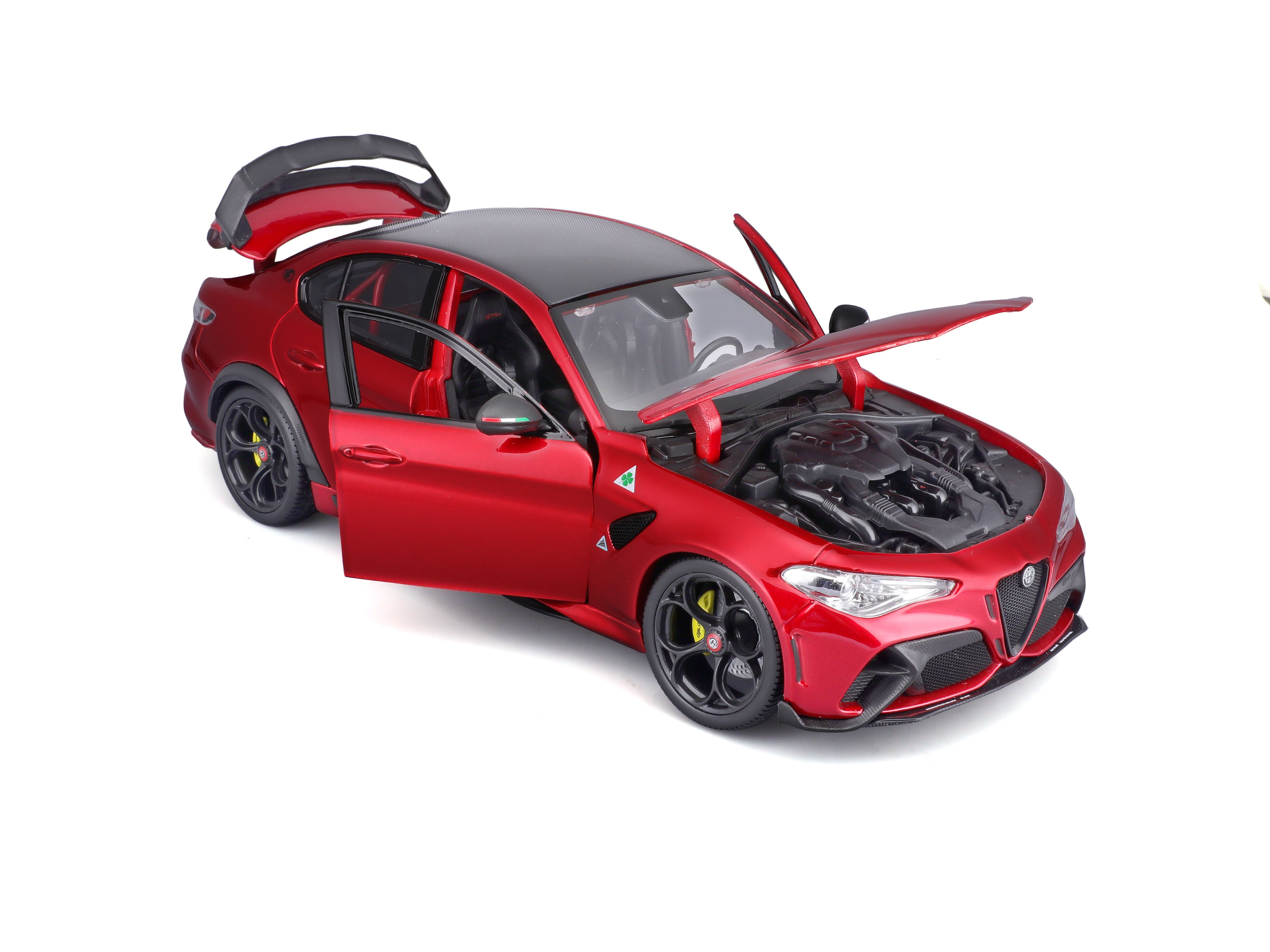 bburago-alfa-romeo-giulia-gtam-2020-1-18-miniature-rouge-m-tal image 5