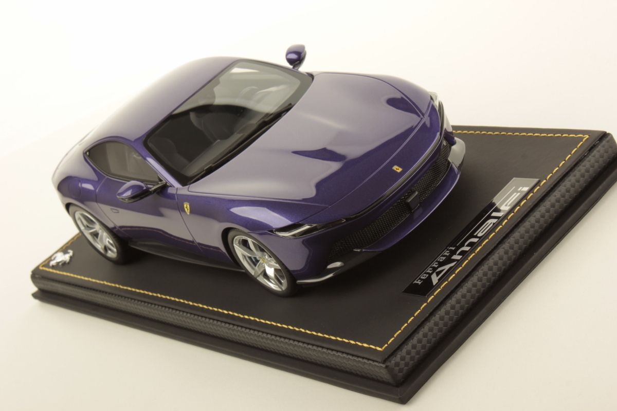 mr-collection-models-ferrari-amalfi-1-18-2 image 3