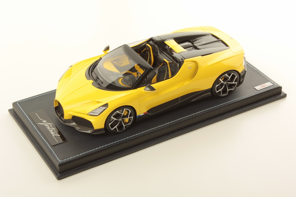 mr-collection-models-bugatti-w16-mistral-1-18-miniature-auto-de-collection image 1