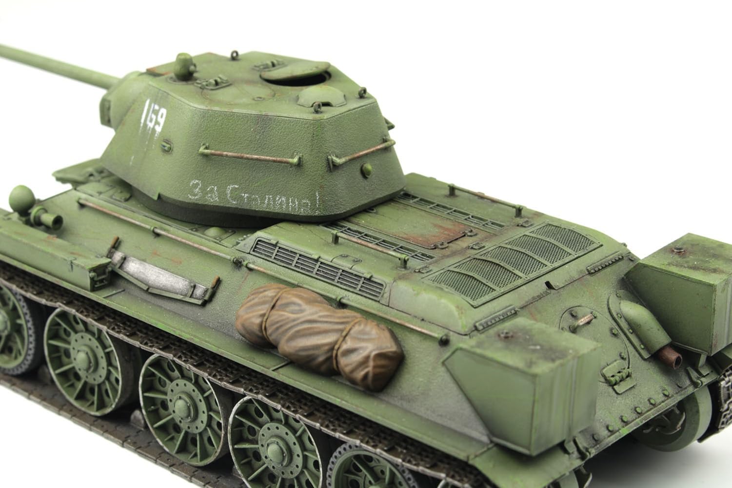 italeri-6570-t-34-76-1943-premium-edition-maquette-char-1-35 image 5