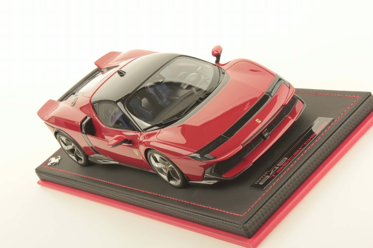 mr-collection-models-ferrari-849-testarossa-1-18-miniature-auto-de-collection image 3