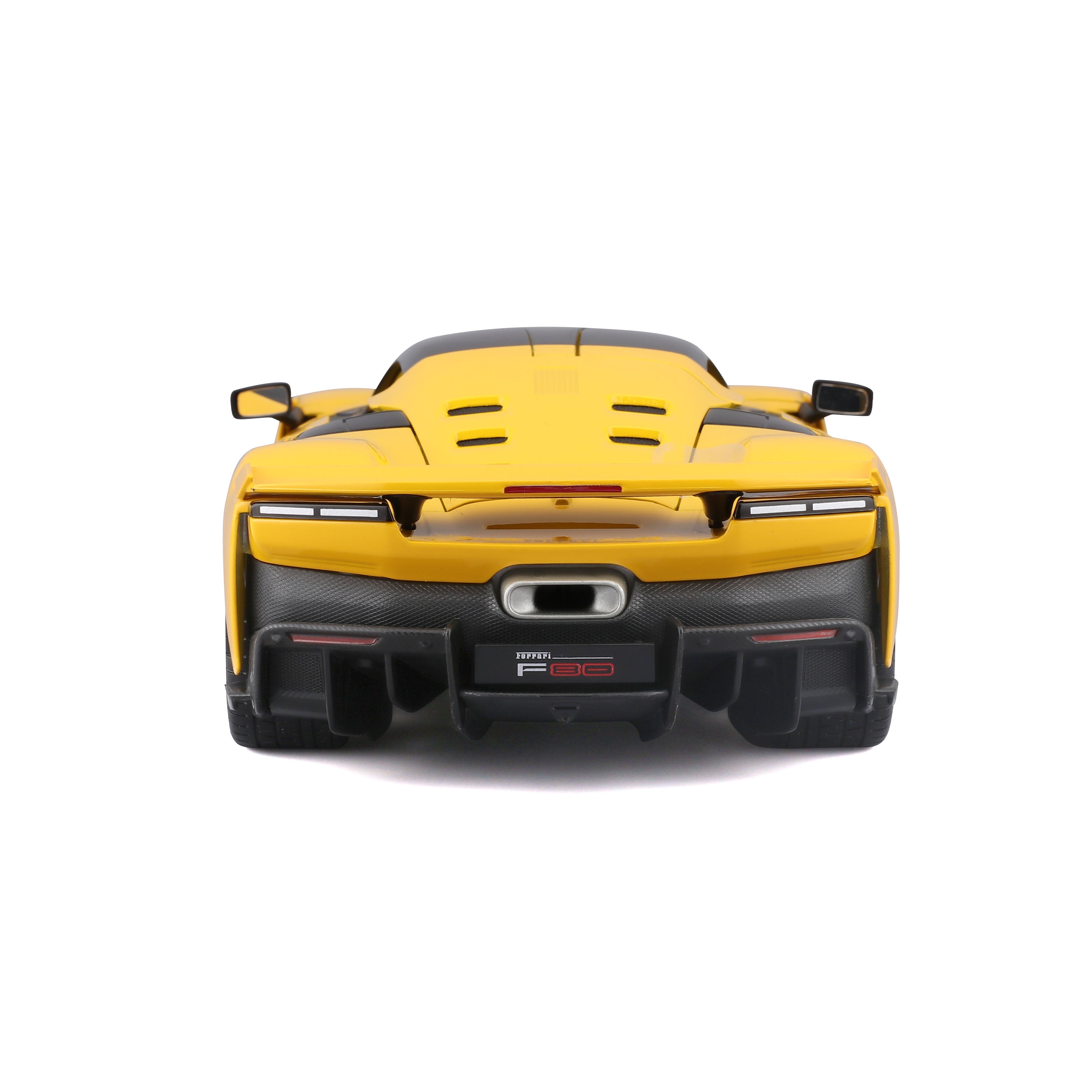 bburago-ferrari-f80-giallo-modena-race-play-1-18 image 4