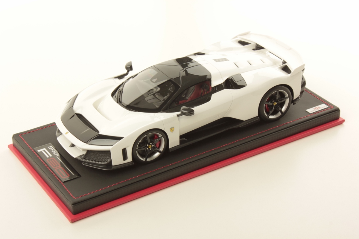 mr-collection-models-ferrari-f80-miniature-auto-supercar-limit-e image 1