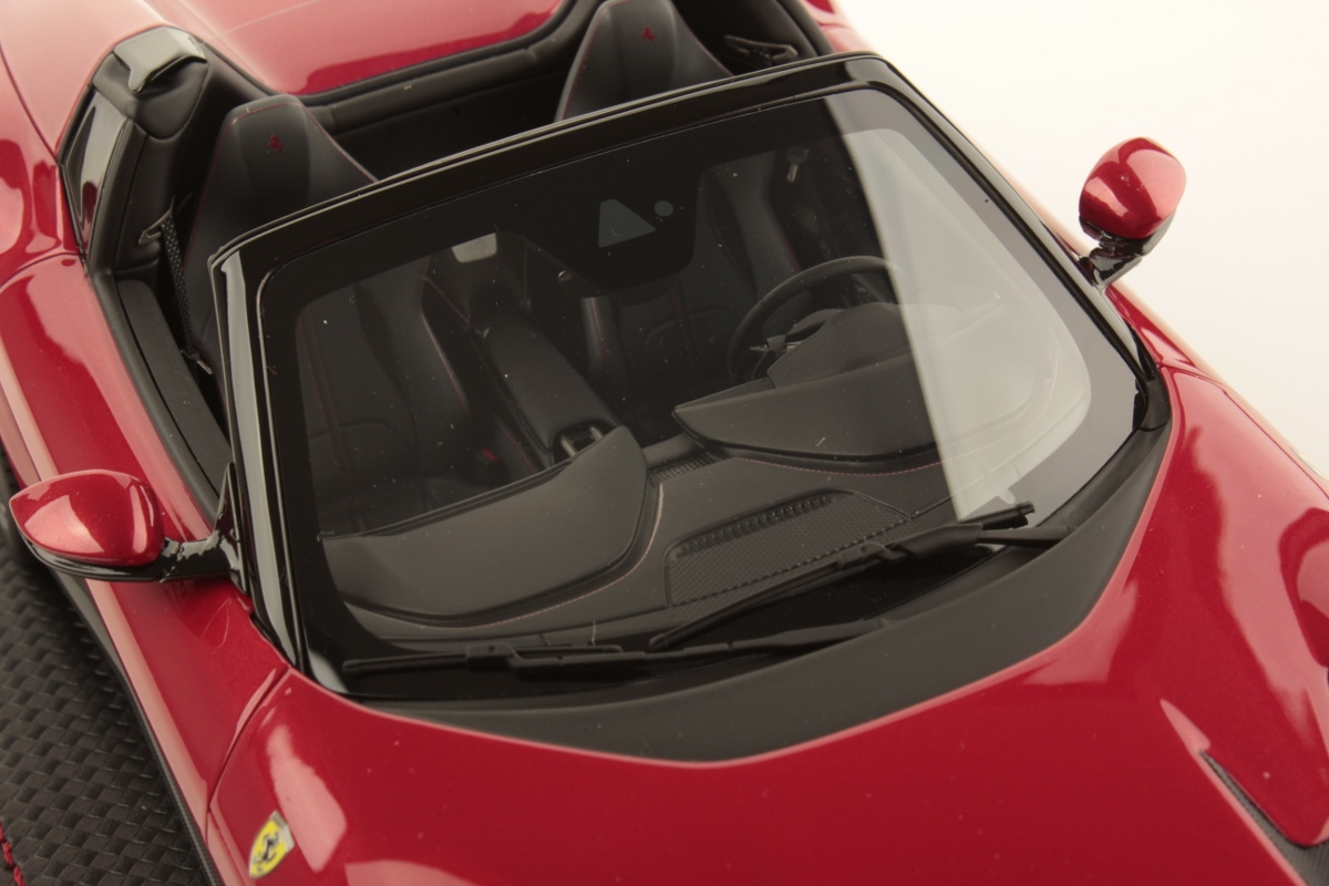 mr-collection-models-ferrari-12-cilindri-spider-1-18-3 image 6