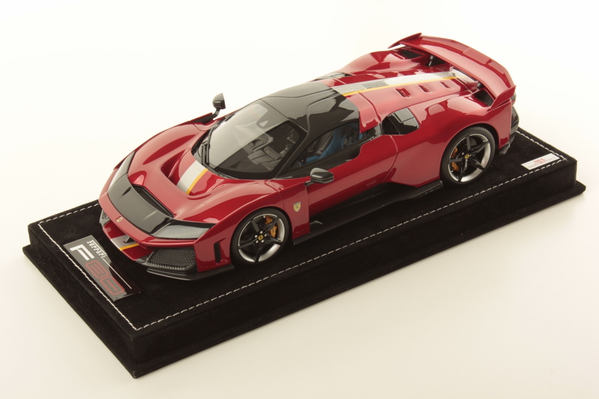 mr-collection-models-ferrari-f80-1-18-5 image 1