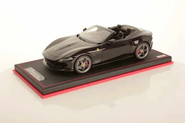 mr-collection-models-ferrari-roma-spider-1-18-2 image 1