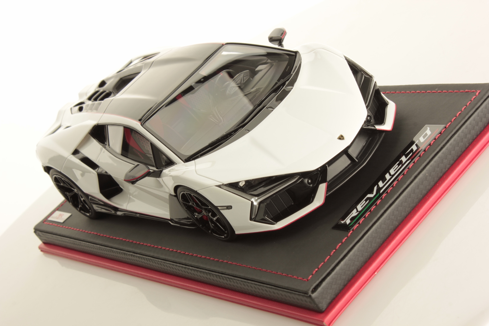 mr-collection-models-lamborghini-revuelto-1-18-2 image 3