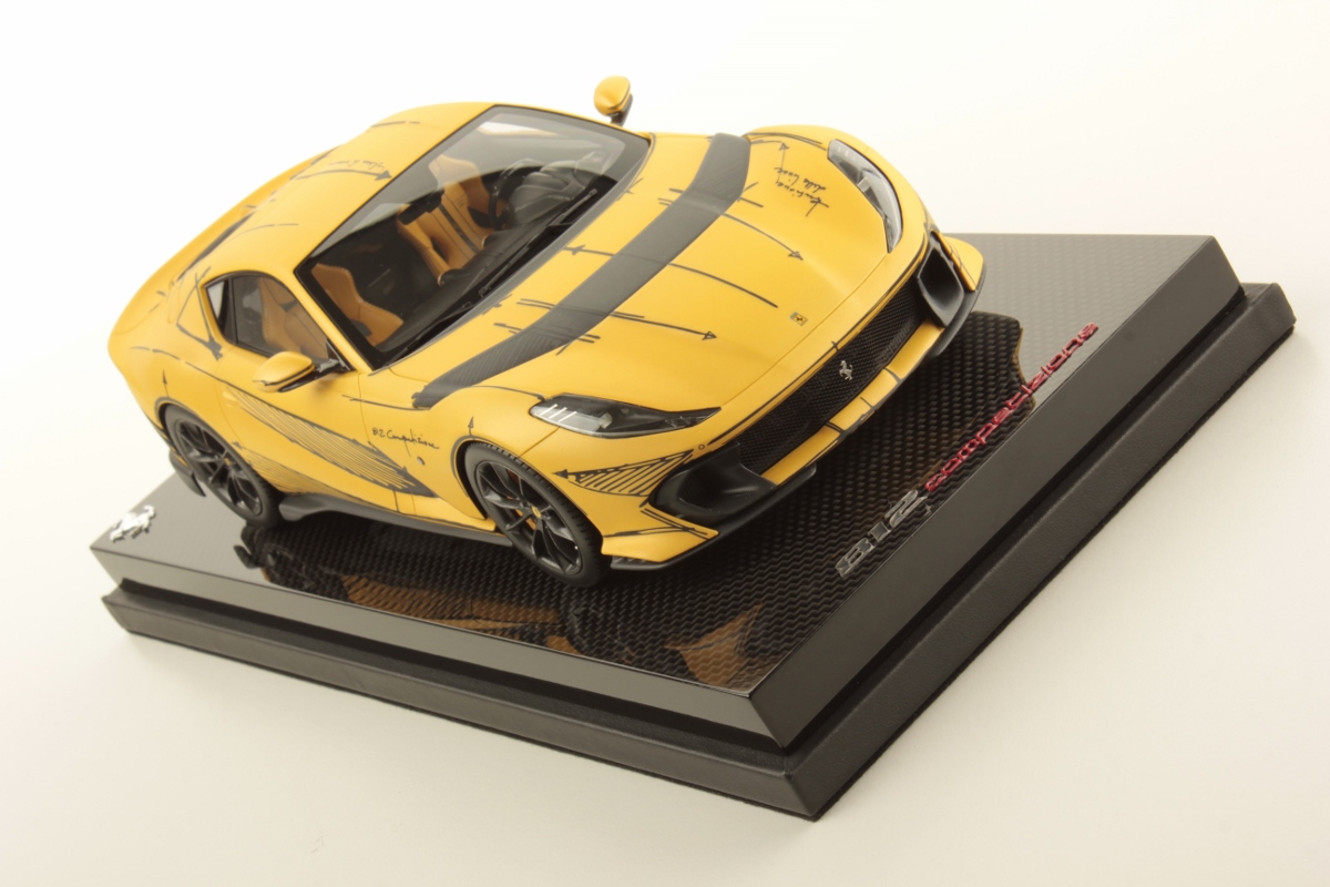 mr-collection-models-ferrari-812-competizione-1-18-miniature-auto-collection image 3