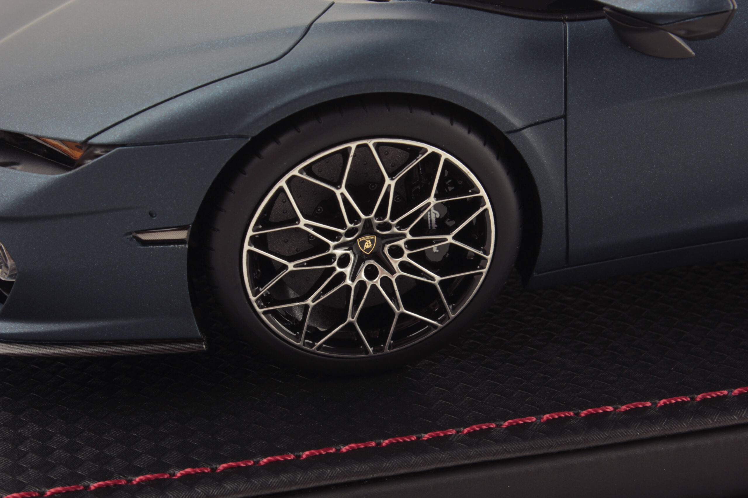 mr-collection-models-lamborghini-temerario-1-18 image 5
