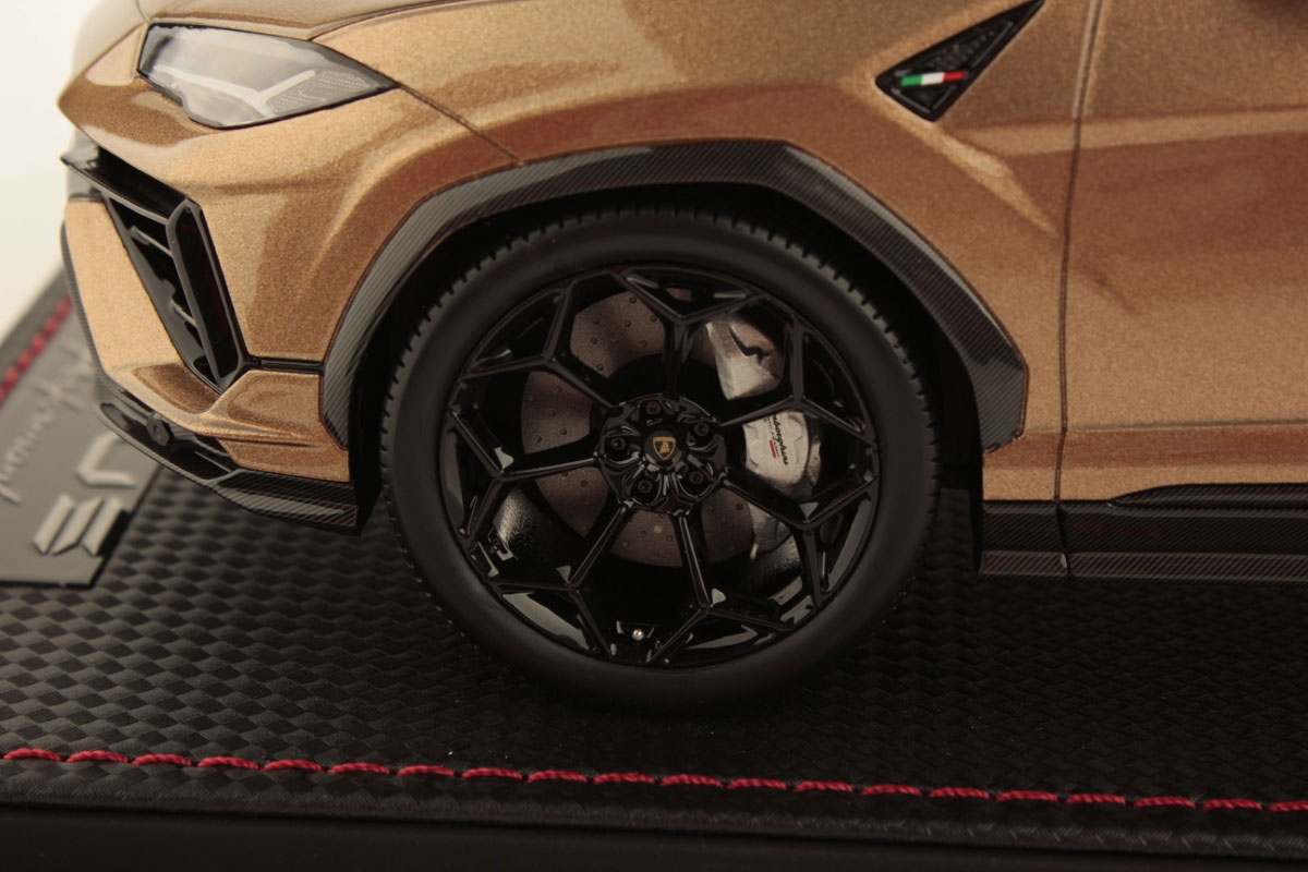 mr-collection-models-lamborghini-urus-performante-1-18-2 image 5