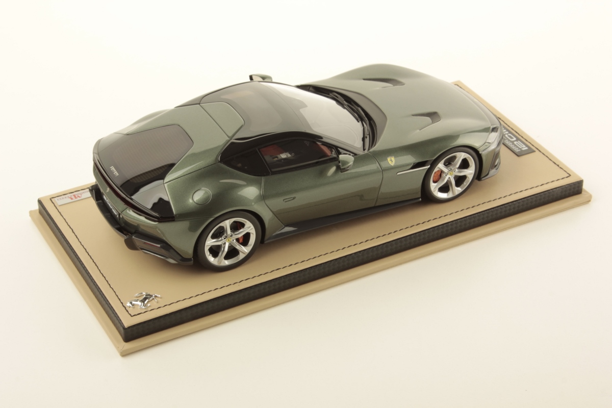mr-collection-models-ferrari-12cilindri-1-18 image 2