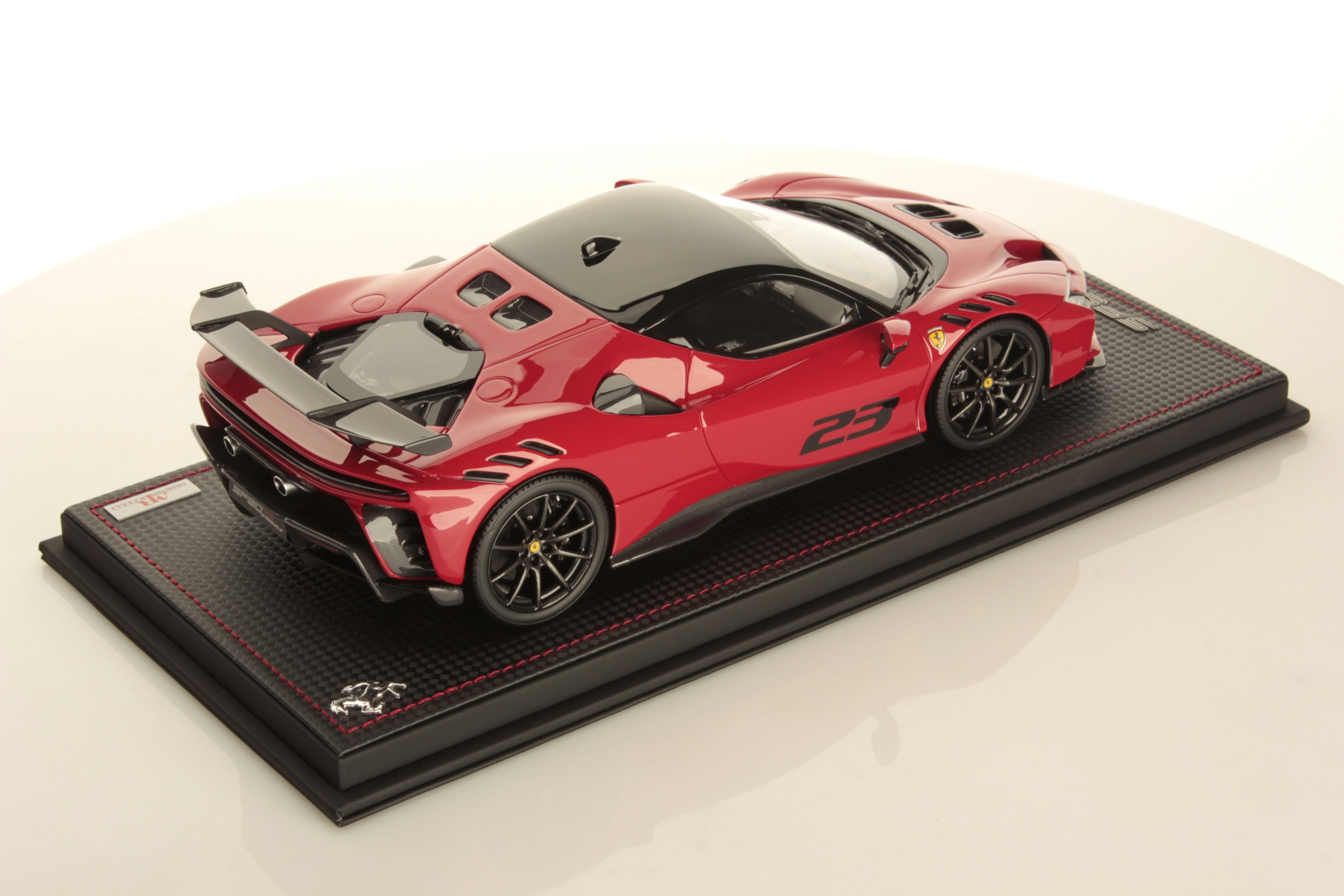 mr-collection-models-ferrari-sf90-xx-stradale-1-18-6 image 2