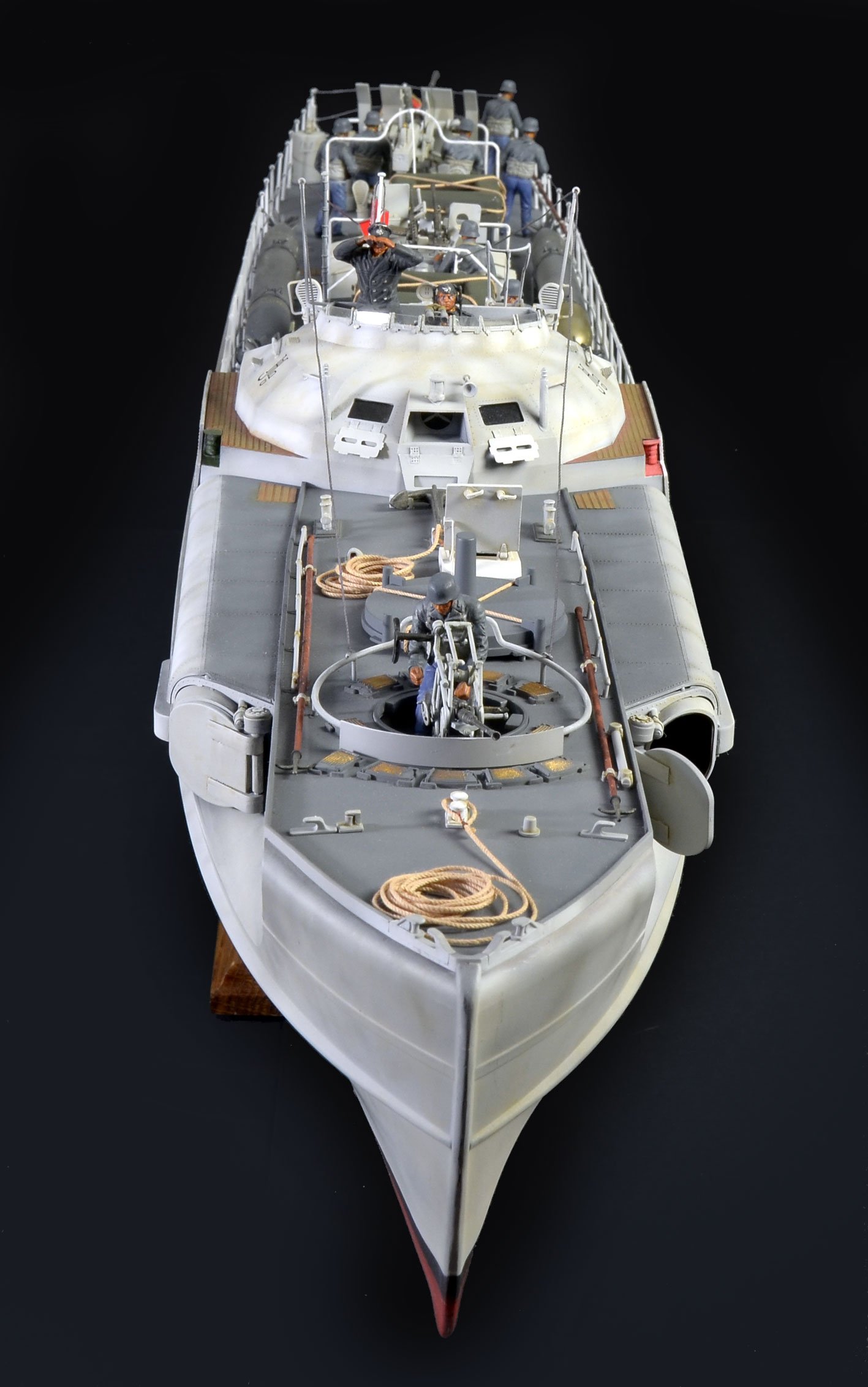 italeri-schnellboot-typ-s-100-premium-edition-maquette-bateau-chelle-1-35 image 4