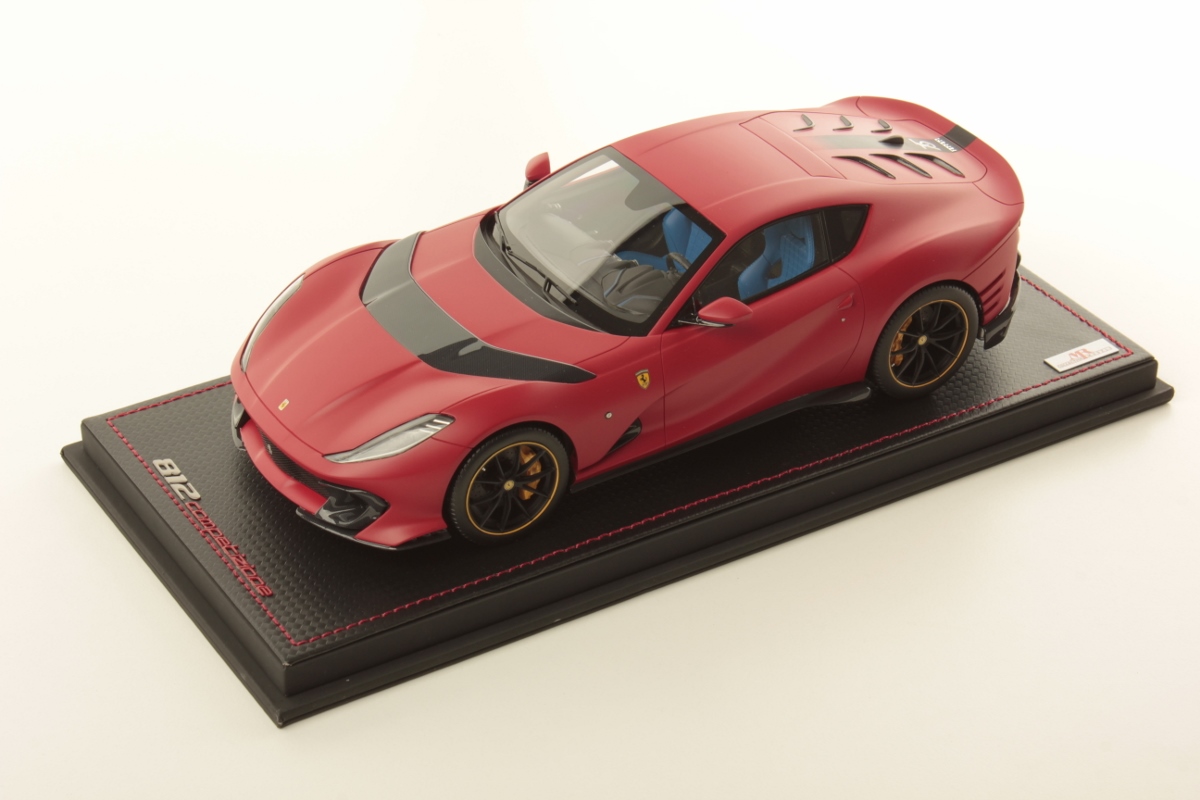 mr-collection-models-ferrari-812-competizione-1-18-miniature-v12-berline image 1