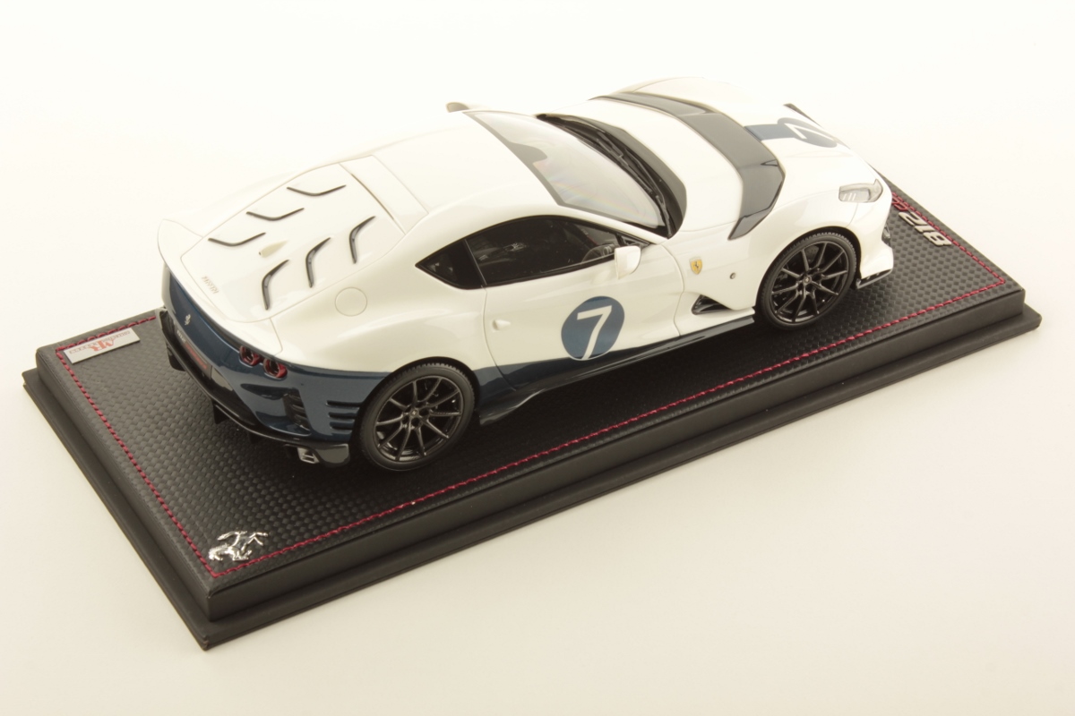 mr-collection-models-ferrari-812-competizione-1-18-2 image 2