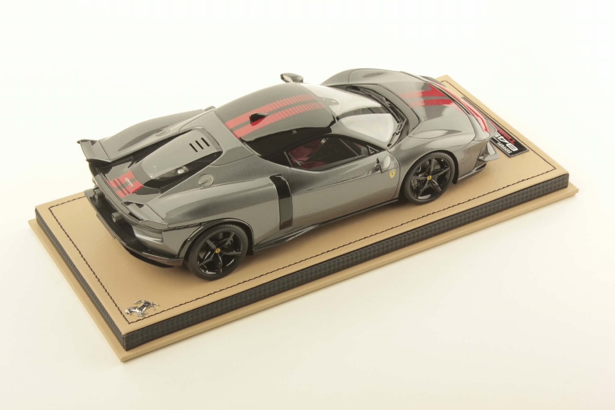 mr-collection-models-ferrari-849-testarossa-1-18-4 image 2