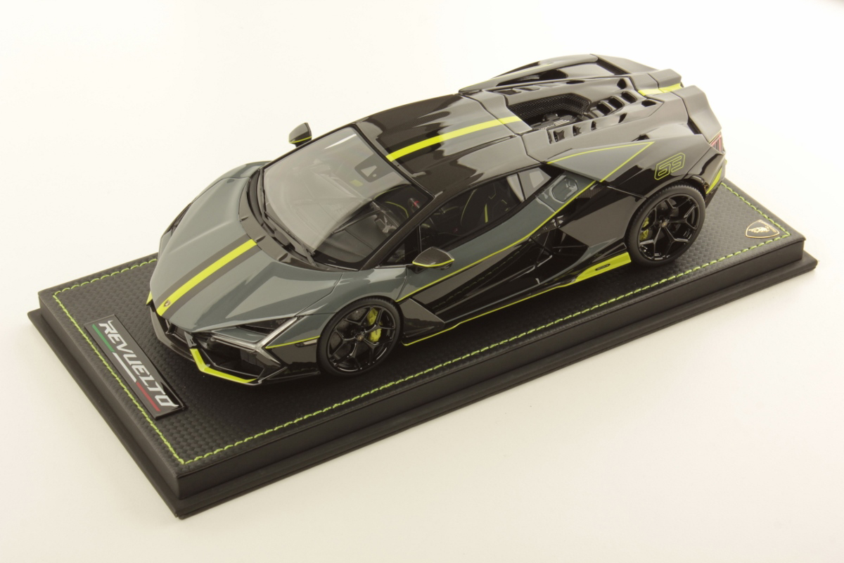 mr-collection-models-lamborghini-revuelto-1-18-miniature-auto-hybride image 1