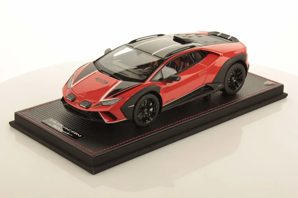 mr-collection-models-lamborghini-hurac-n-sterrato-1-18 image 1