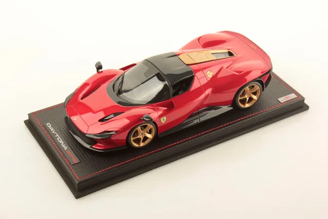 mr-collection-models-ferrari-daytona-sp3-1-18-miniature-auto image 1
