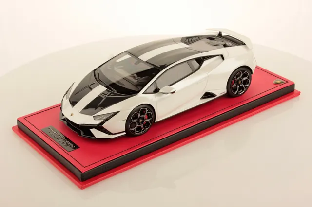 mr-collection-models-lamborghini-hurac-n-tecnica-miniature-auto-1-18 image 1