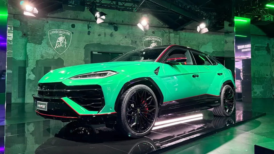 mr-collection-models-lamborghini-urus-se-tettonero-capsule-1-18 image 1