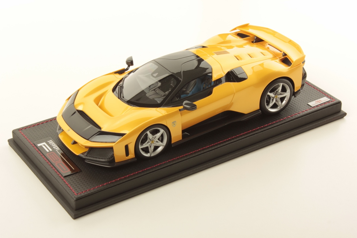mr-collection-models-ferrari-f80-1-18-3 image 1