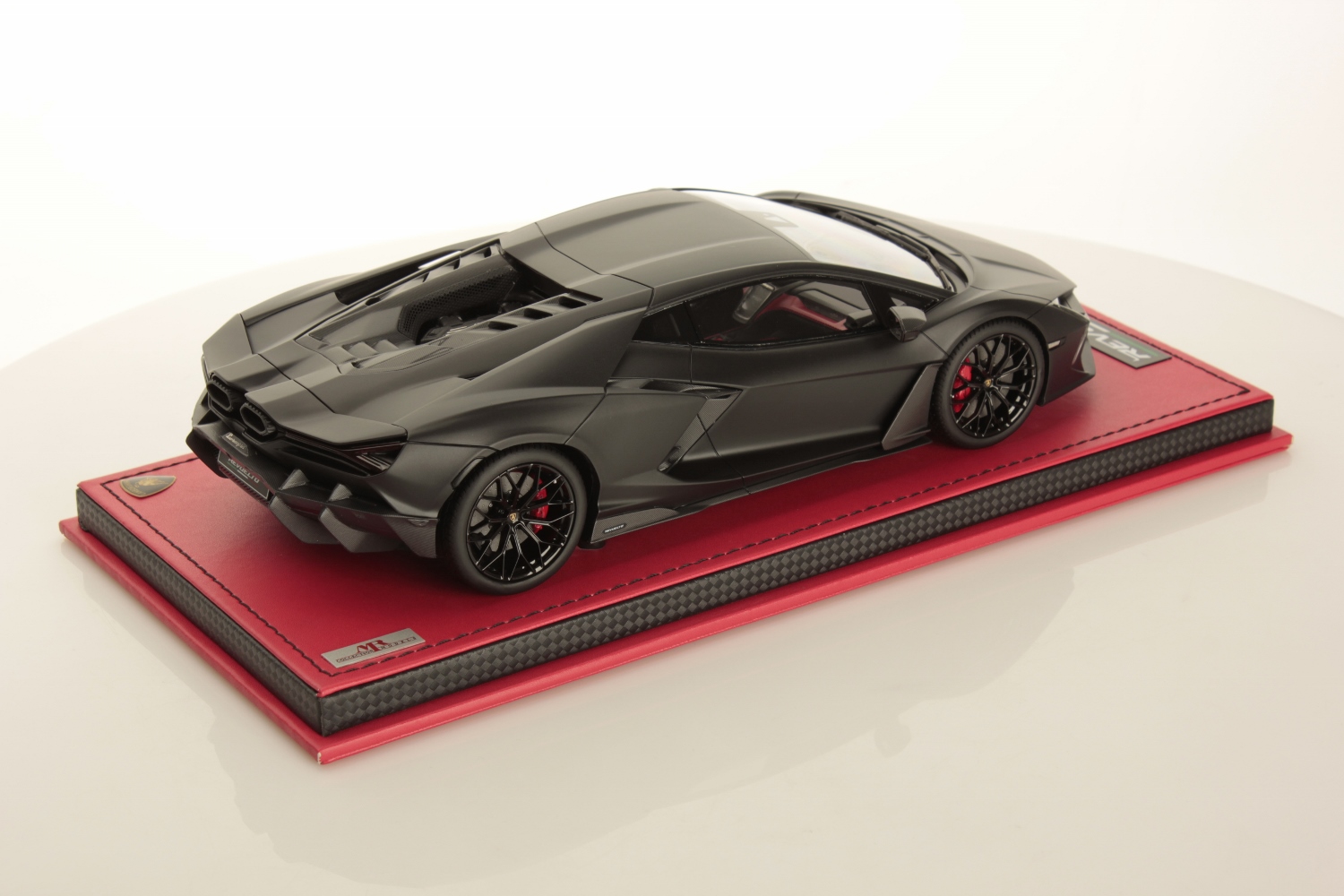 mr-collection-models-lamborghini-revuelto-1-18-miniature-hybride-1015-cv image 2