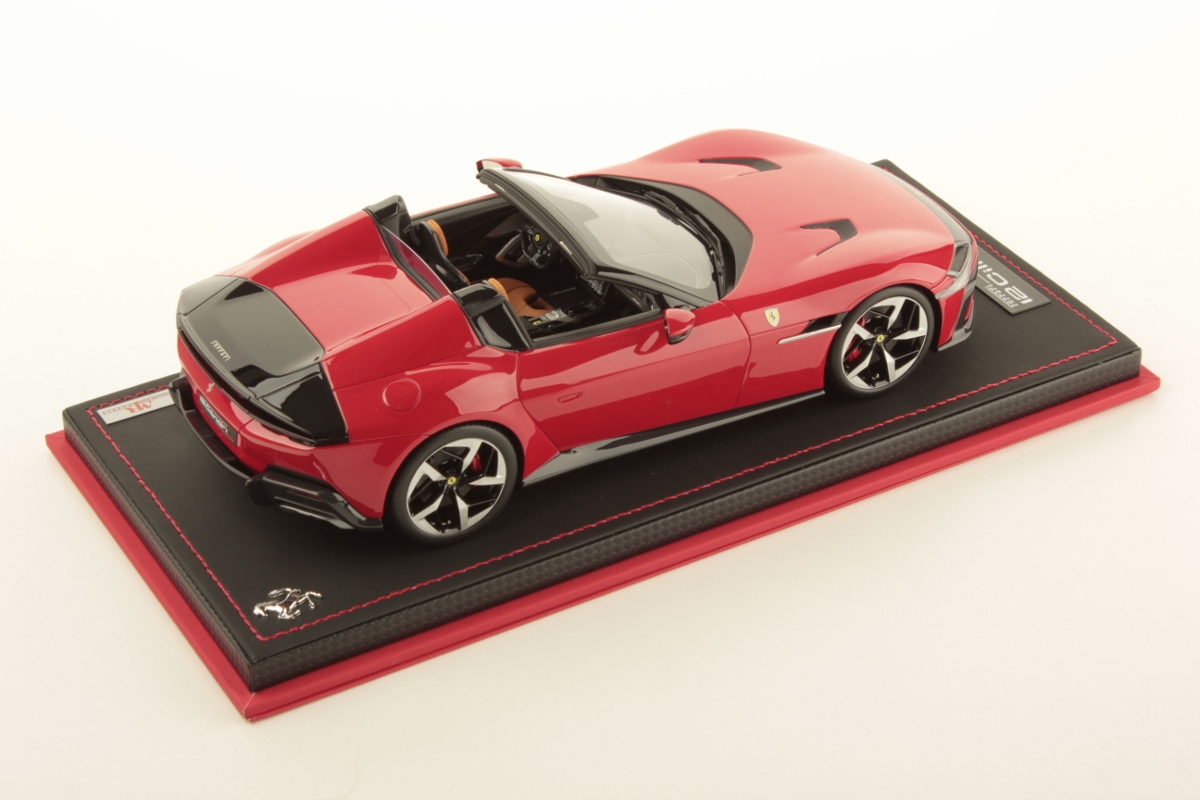 mr-collection-models-ferrari-12cilindri-spider-miniature-auto-1-18 image 2