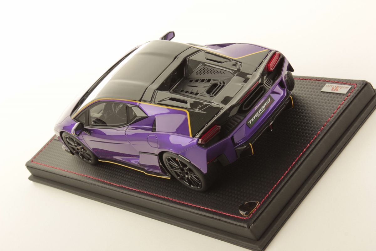 mr-collection-models-lamborghini-temerario-alleggerita-1-18-miniature-auto image 4