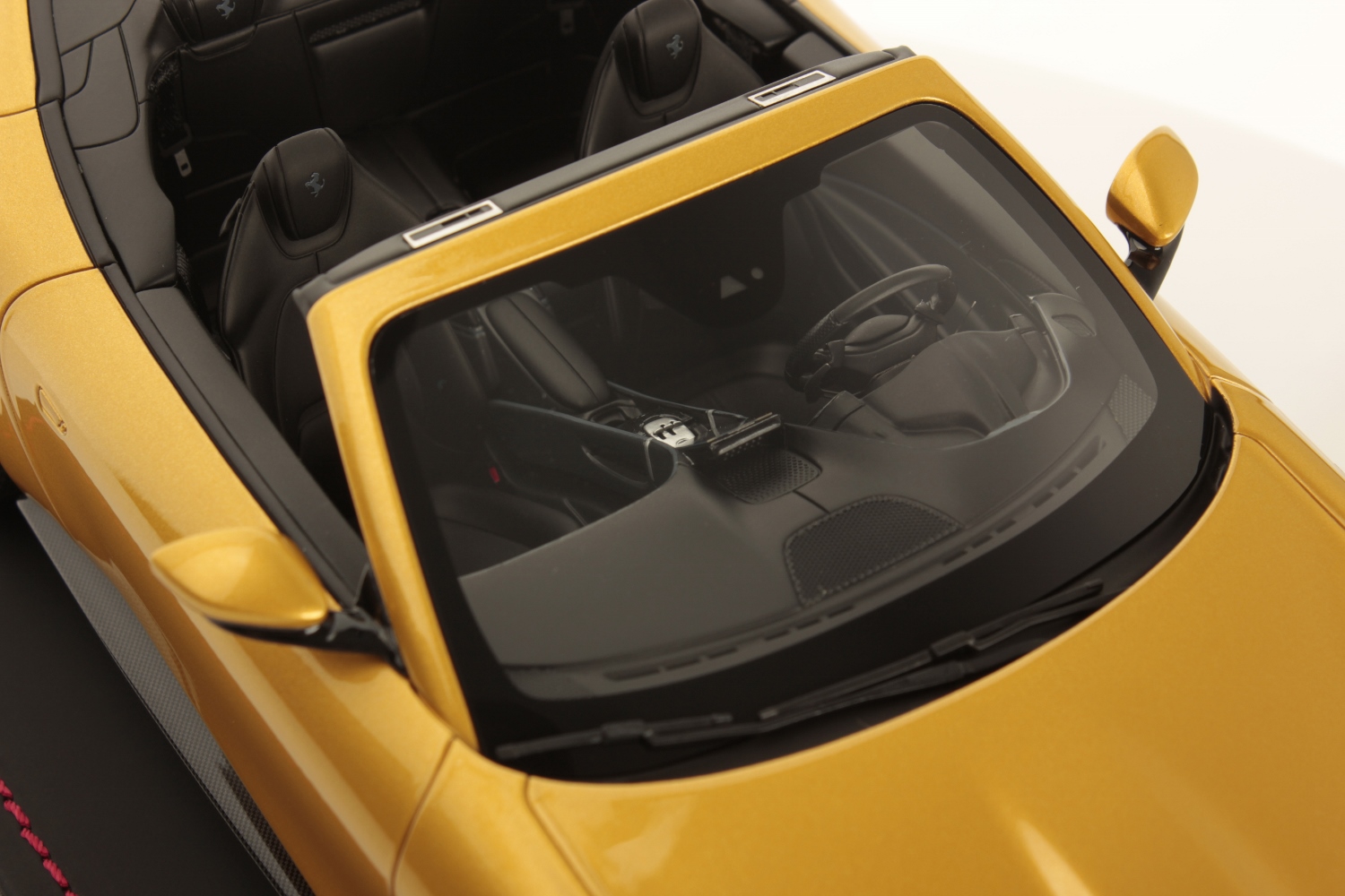 mr-collection-models-ferrari-roma-spider-1-18 image 6