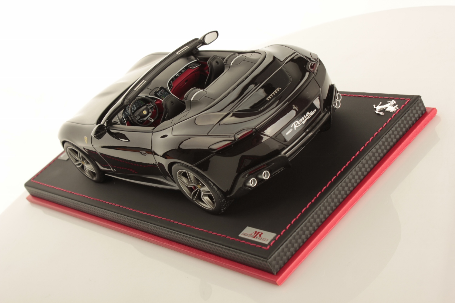 mr-collection-models-ferrari-roma-spider-1-18-2 image 4