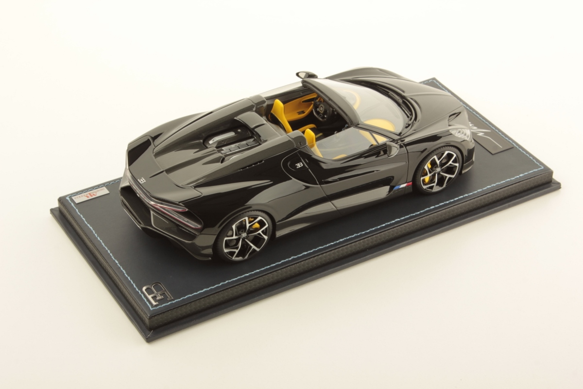 mr-collection-models-bugatti-w16-mistral-1-18 image 2