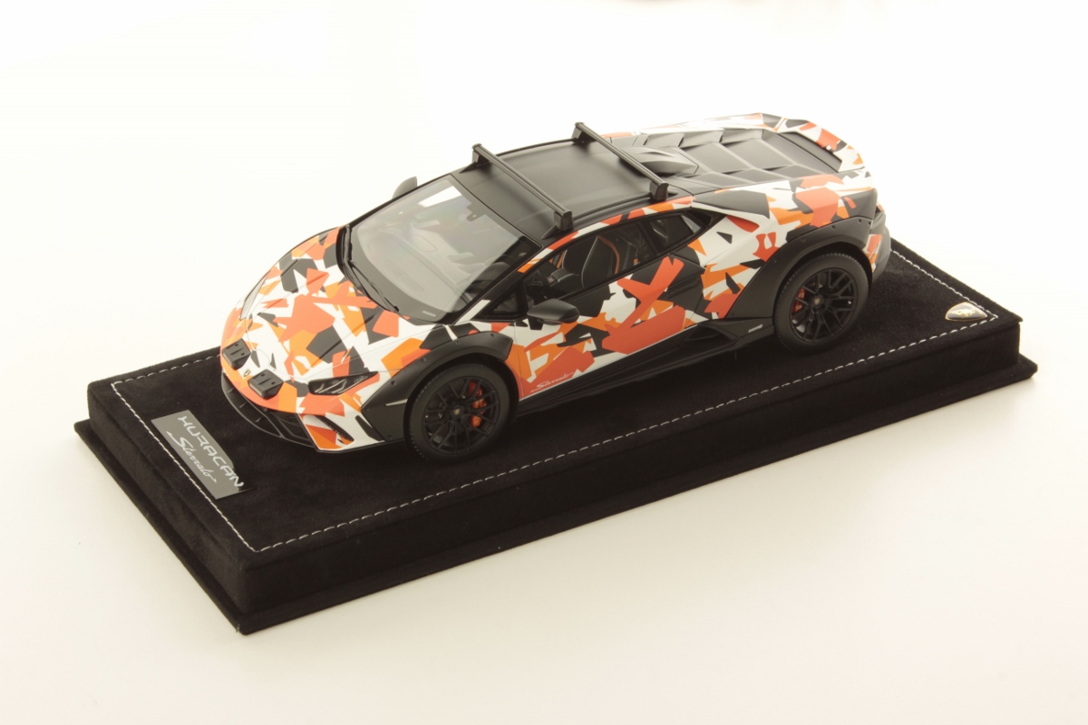 mr-collection-models-lamborghini-hurac-n-sterrato-all-terrain-1-18-2 image 1