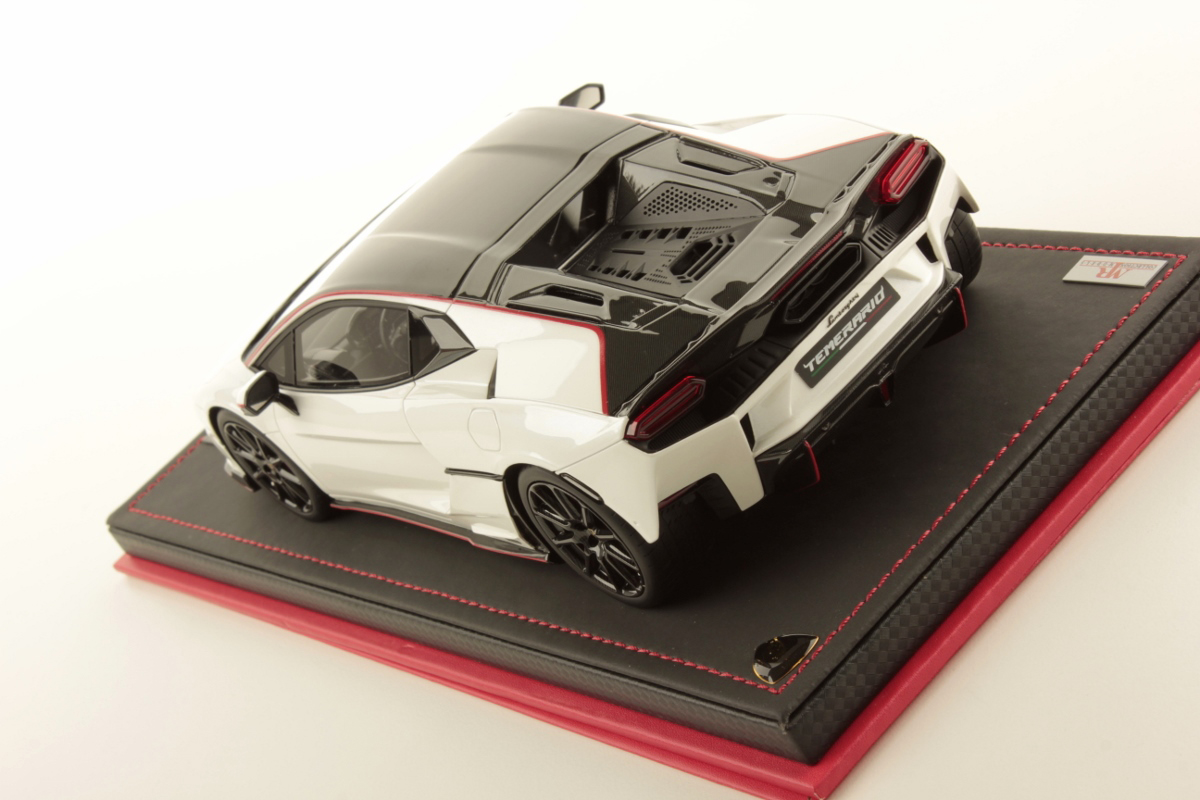 mr-collection-models-lamborghini-temerario-alleggerita-package-1-18-2 image 4