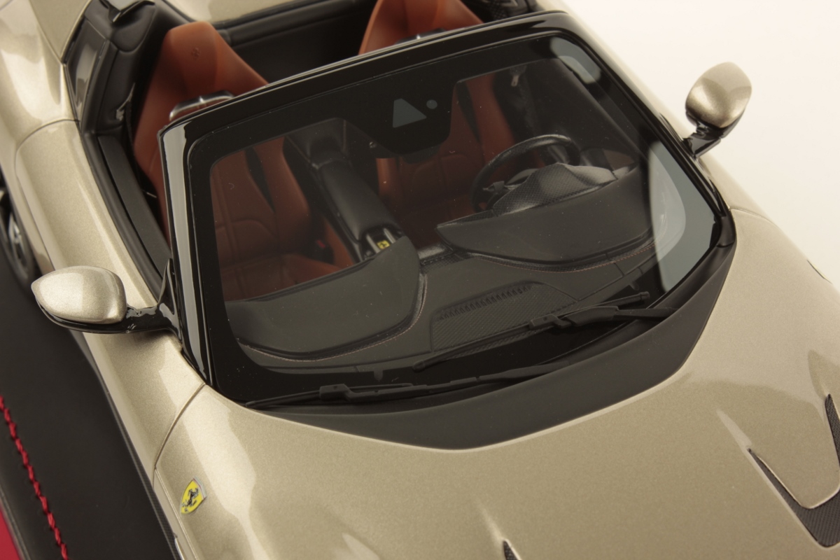 mr-collection-models-ferrari-12-cilindri-spider-1-18 image 6