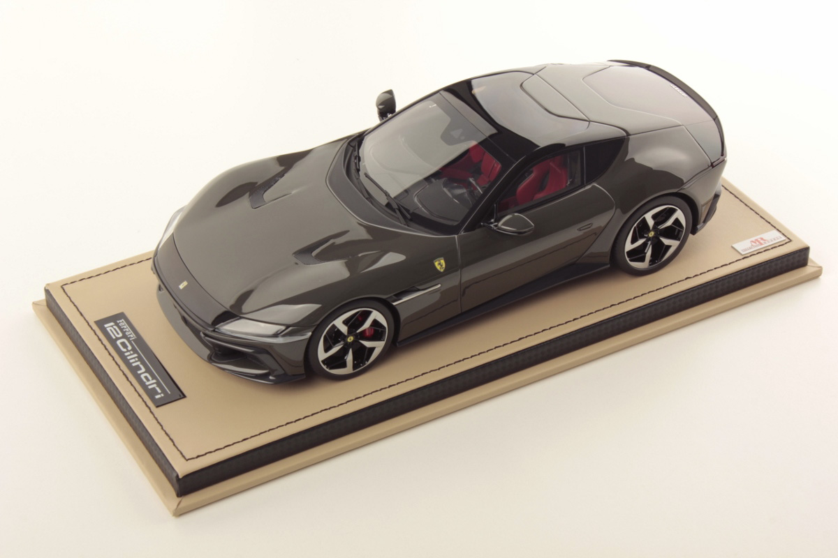 mr-collection-models-ferrari-12-cilindri-1-18 image 1