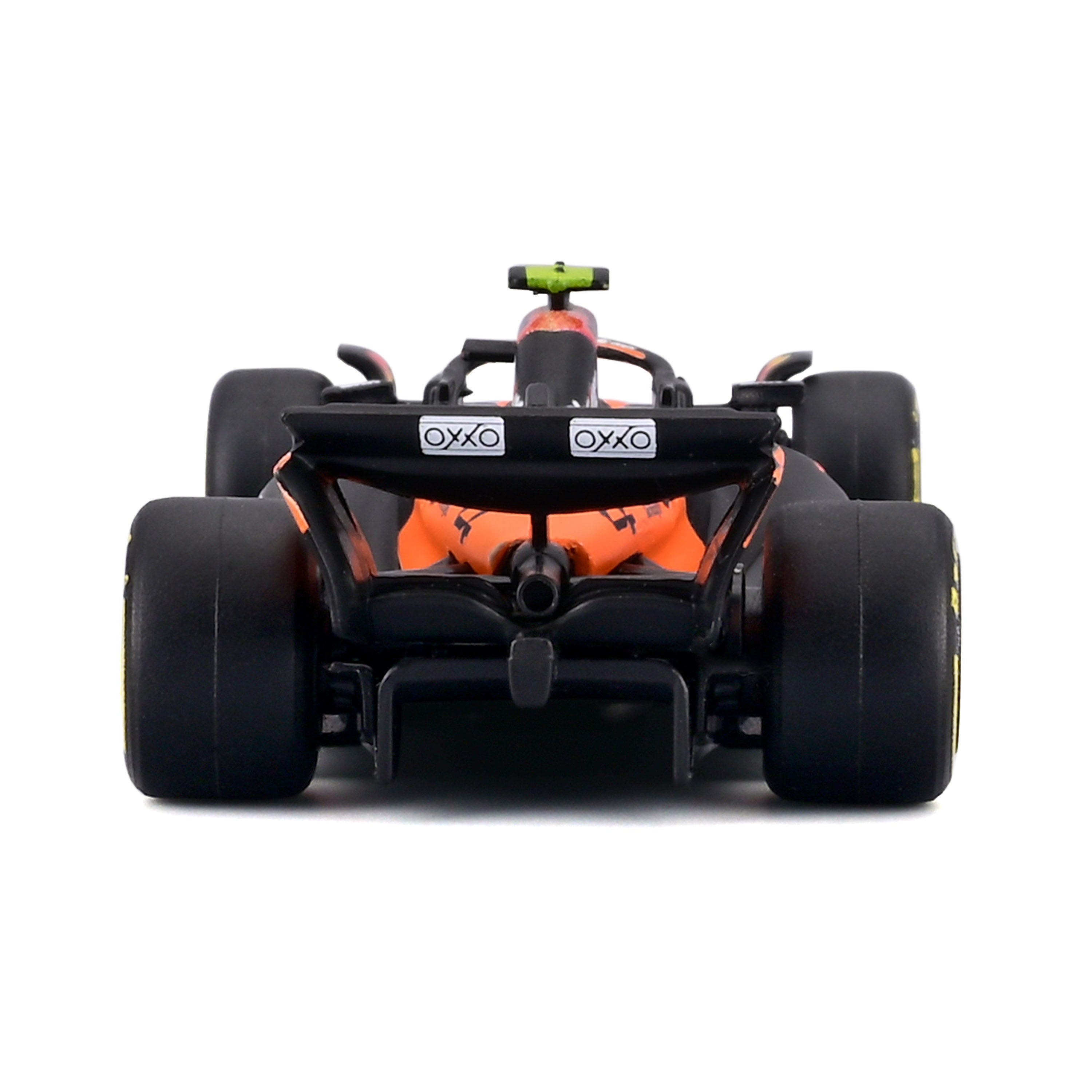 bburago-mclaren-f1-mcl39-2025-4-lando-norris-1-64-avec-vitrine image 4