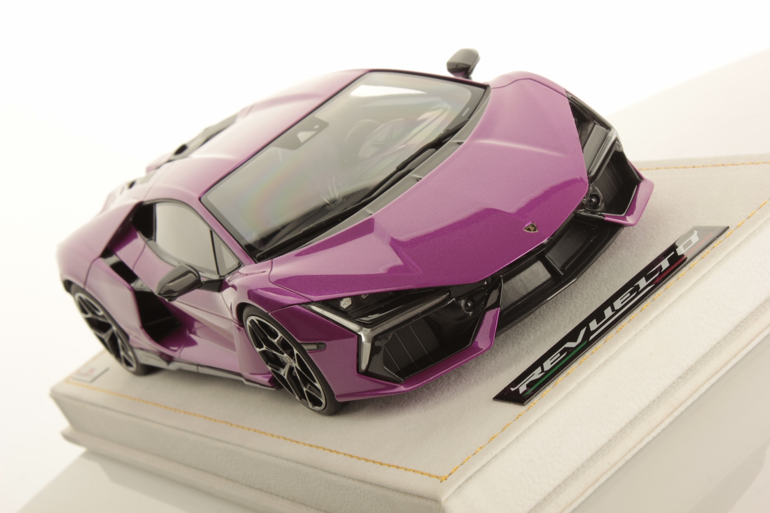 mr-collection-models-lamborghini-revuelto-1-18-4 image 3