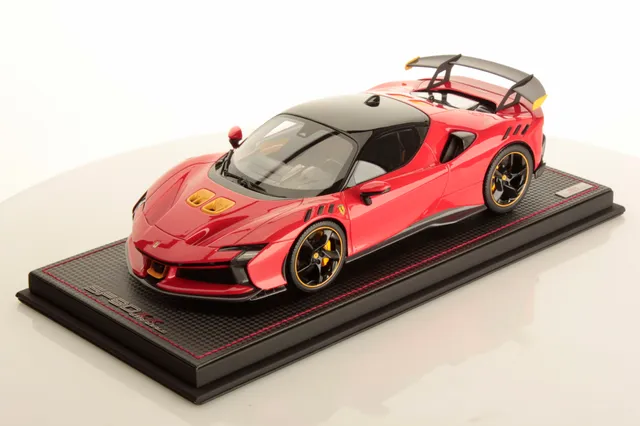 mr-collection-models-ferrari-sf90-xx-stradale-1-18-miniature-coup image 1