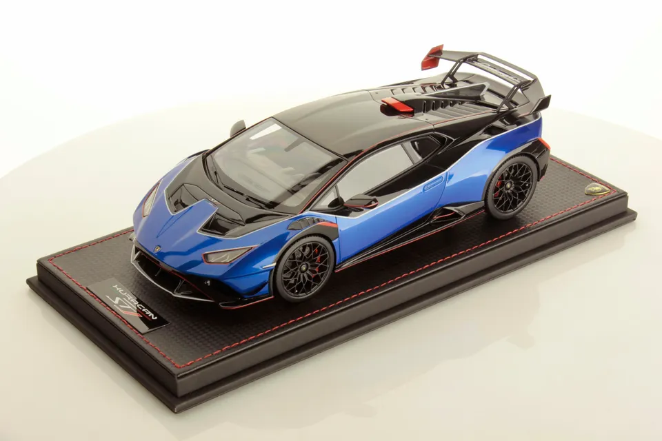 mr-collection-models-lamborghini-huracan-stj-1-18-2 image 1