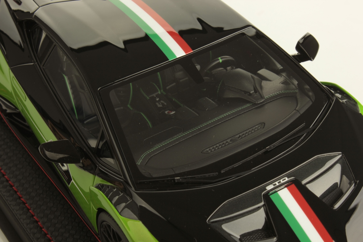 mr-collection-models-lamborghini-hurac-n-sto-sc-10-anniversario-1-18 image 6