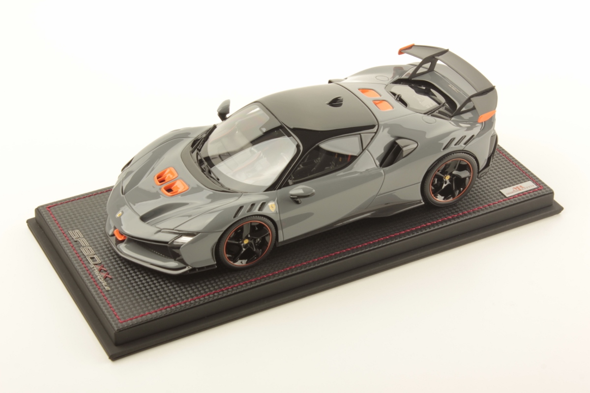 mr-collection-models-ferrari-sf90-xx-stradale-1-18-3 image 1
