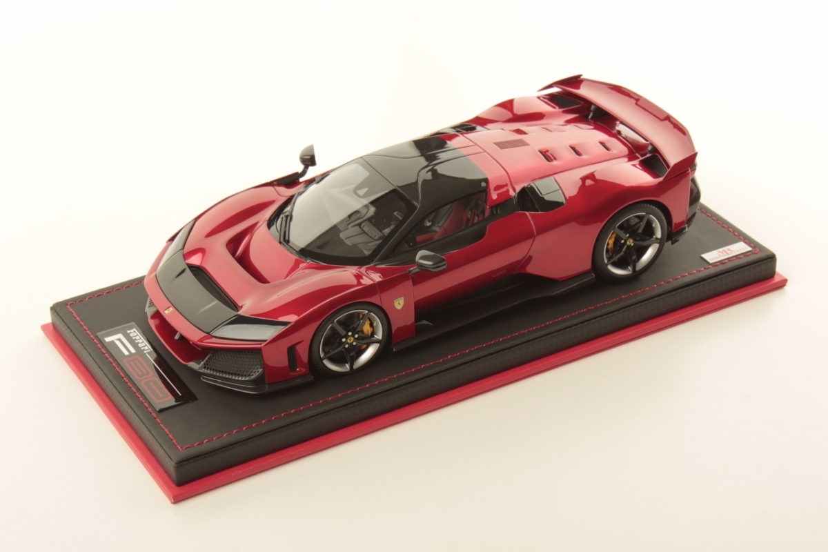 mr-collection-models-ferrari-f80-1-18-2 image 1