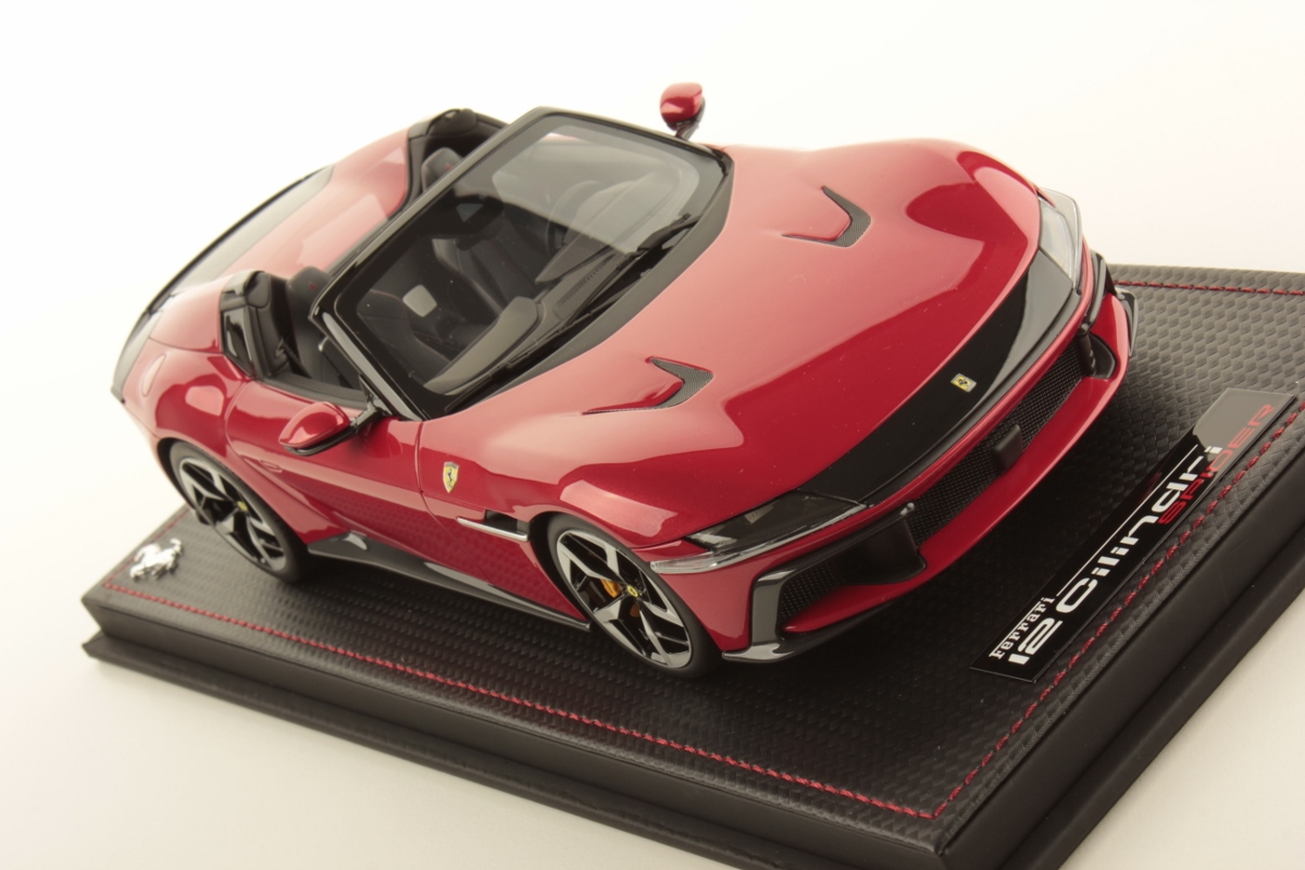 mr-collection-models-ferrari-12-cilindri-spider-1-18-3 image 3