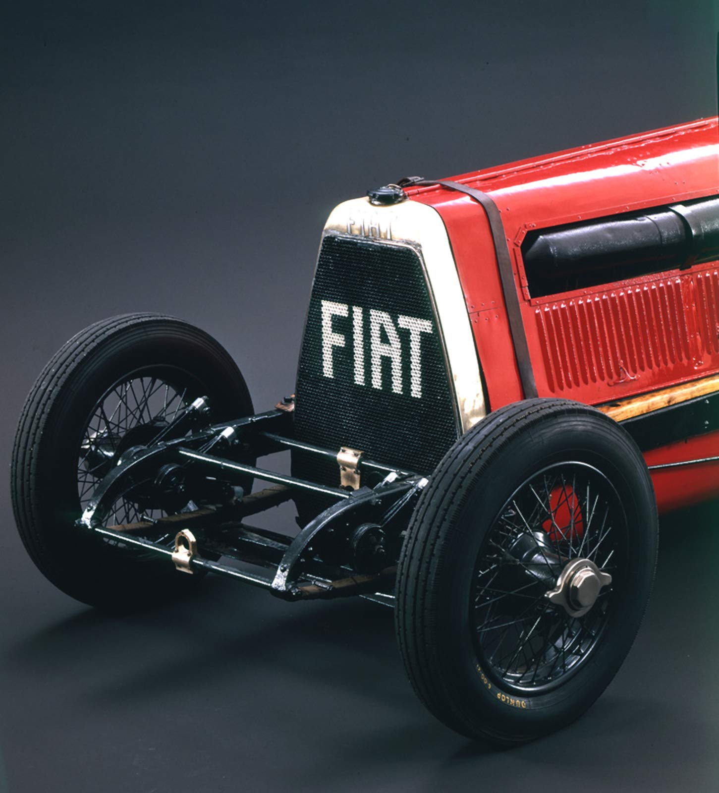 italeri-fiat-mefistofele-21706-c-c-maquette-voiture-1-12 image 4