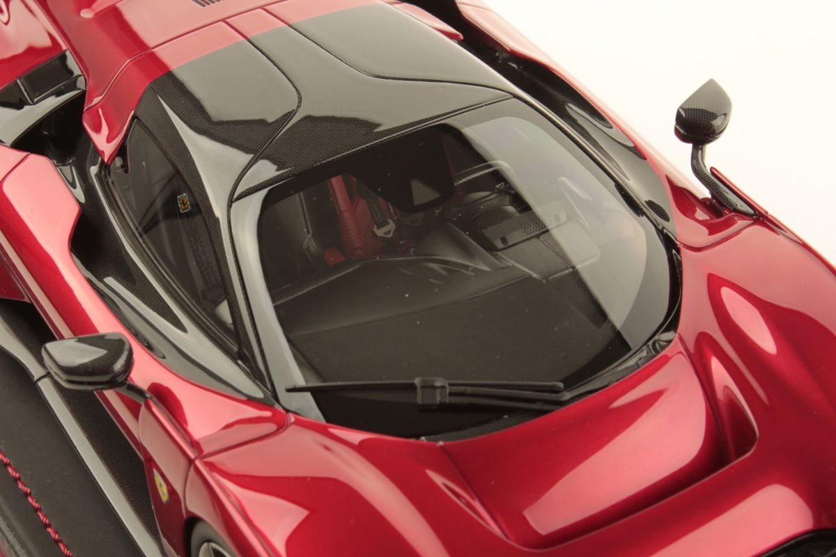 mr-collection-models-ferrari-f80-1-18-2 image 6