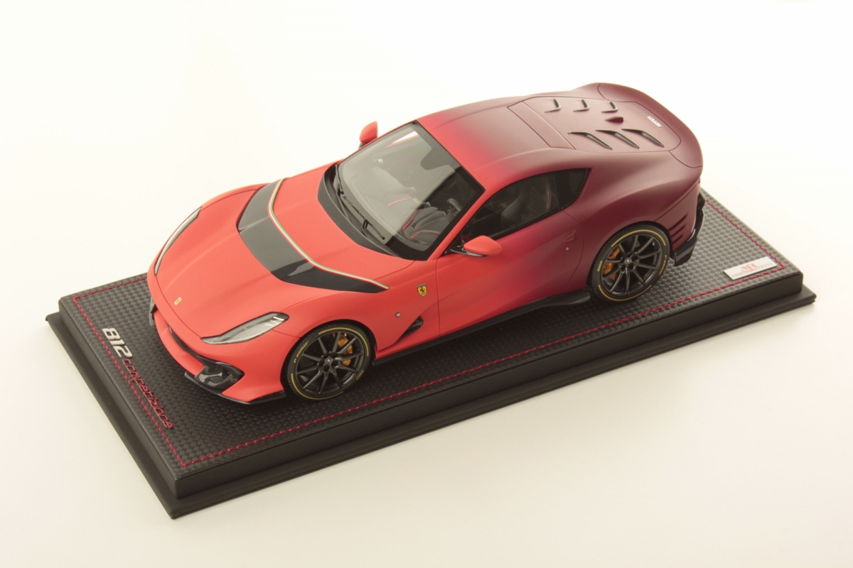 mr-collection-models-ferrari-812-competizione-1-18 image 1
